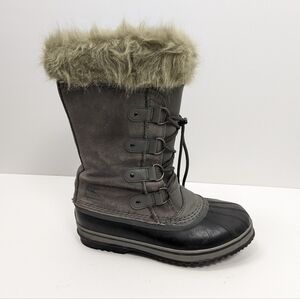 Sorel Women's Waterproof Winter Boots with Faux Fur Cuff Size 6